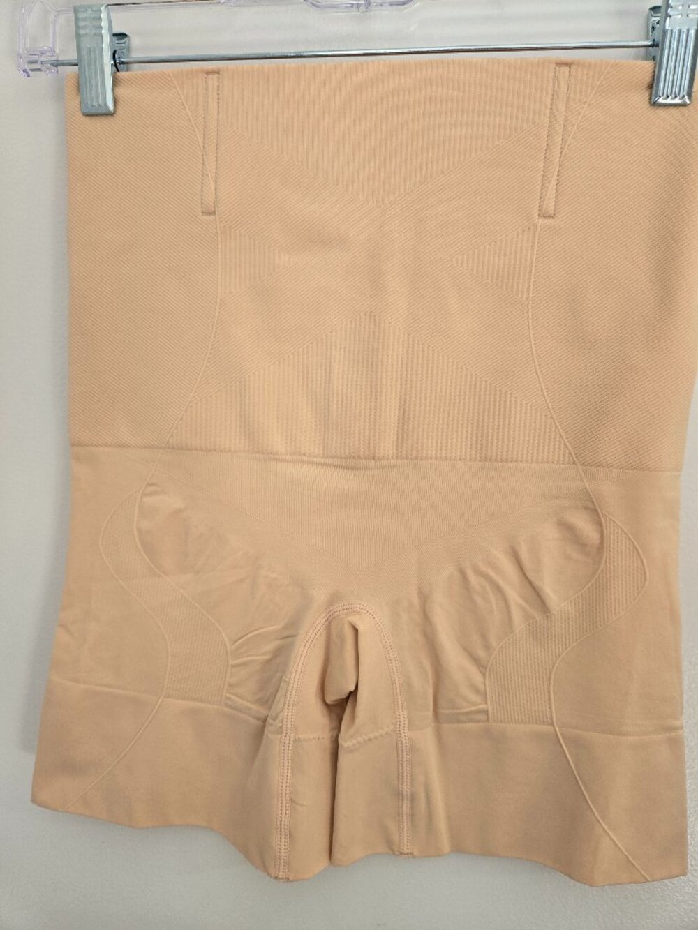 LUMIVAE Tummy Control Shapewear Shorts Beige High Waist Seamless Size L